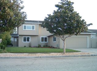 20 Knight Ln, Hollister, CA 95023