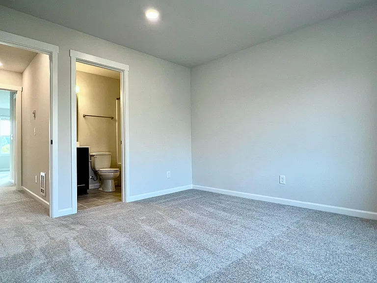 19329 NE 69th Cir #105 — Photo 18