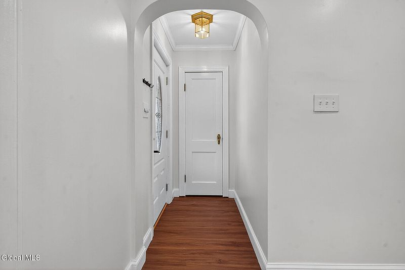 3rd image of 2803 Wellington Avenue