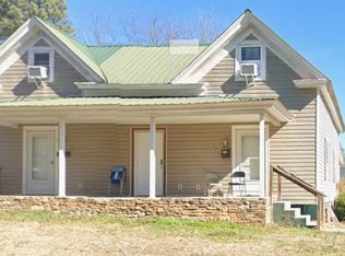 204 Front St, Roxboro, NC 27573