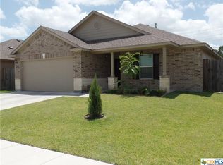 233 Cobble Stone Ct, Victoria, TX 77904