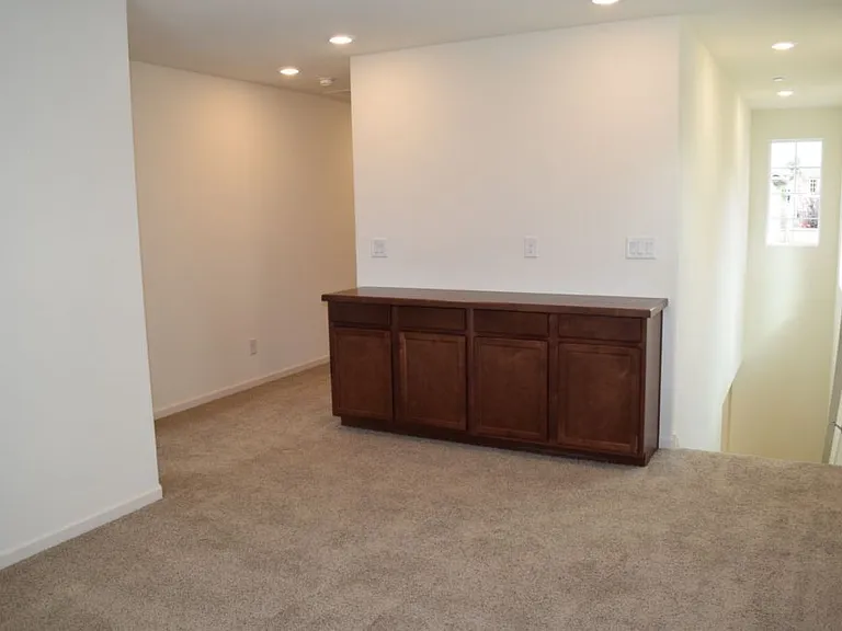 6114 Mehrten Cir — Photo 11