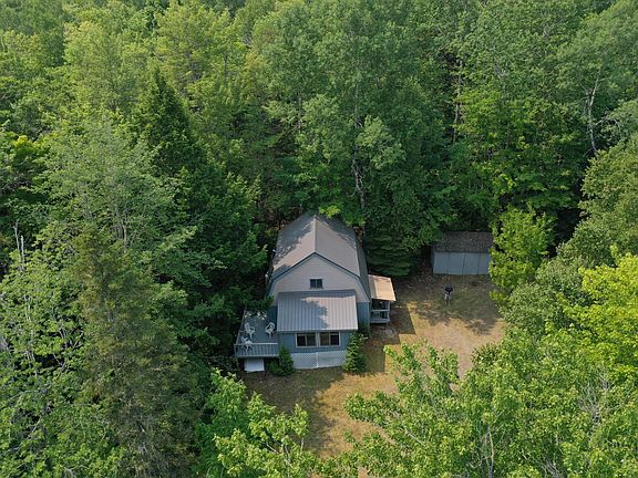 4th image of 236 Berry Road