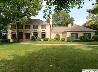 5 Old Chimney Rd SE, Huntsville, AL 35801