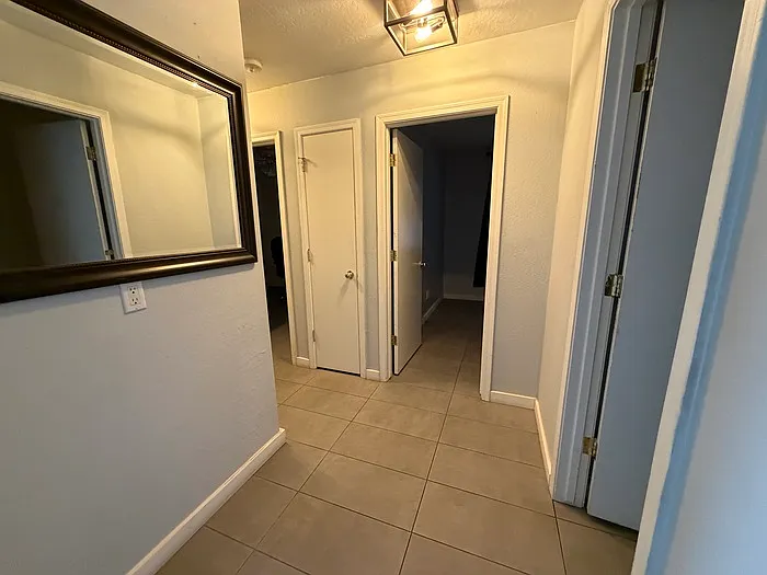 5515 S 15th Way — Photo 7
