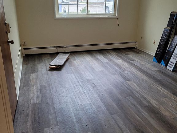 2nd image of 821 Carrier Creek Blvd NE #4