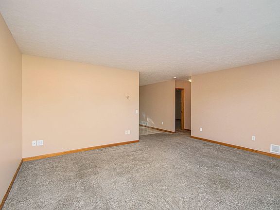 2nd image of 10437 Sunshine Dr