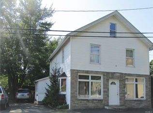 5 Tallman Pl, Airmont, NY 10901