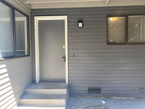 3rd image of 5725 Auburn Way S #103