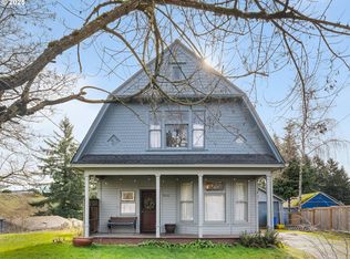 9426 NE Hancock Dr, Portland, OR