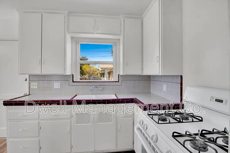 1 bed, 1.0 bath, 641 sqft, $1,850 — Photo 3