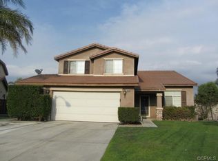 15640 Skylark Ave, Fontana, CA 92336