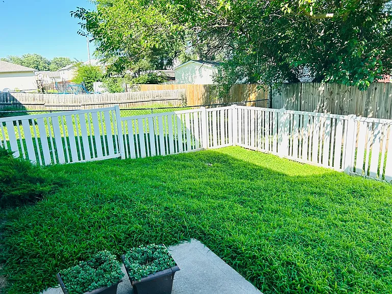 829 Whitetail Ct — Photo 23
