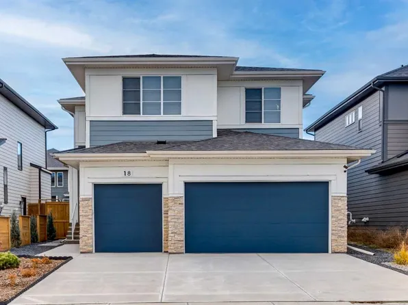 18 E South Shore Bay, Chestermere, AB T1X 0B4