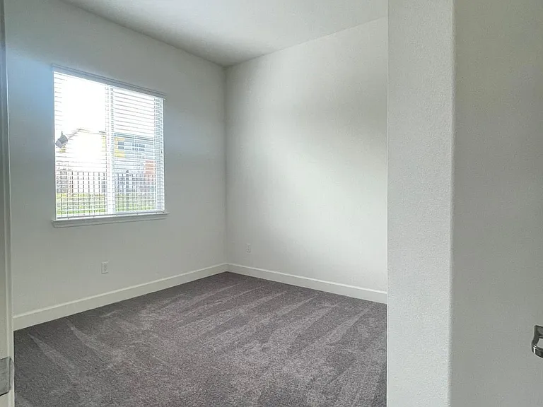 4955 Belles Ct — Photo 3