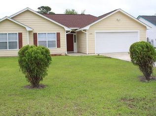 107 Lake Wellington Dr, Kingsland, GA 31548