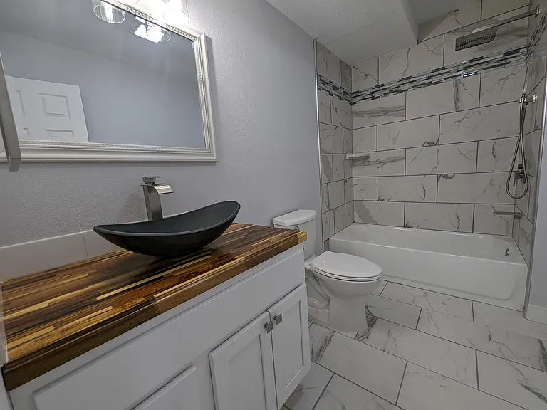 413 Jefferson St — Photo 7