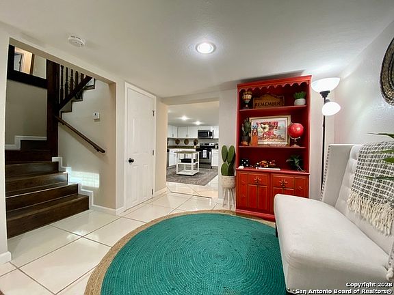 3rd image of 211 Eleanor Ave #B