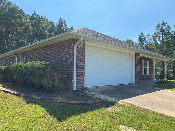 2nd image of 265 Old Oak Ln