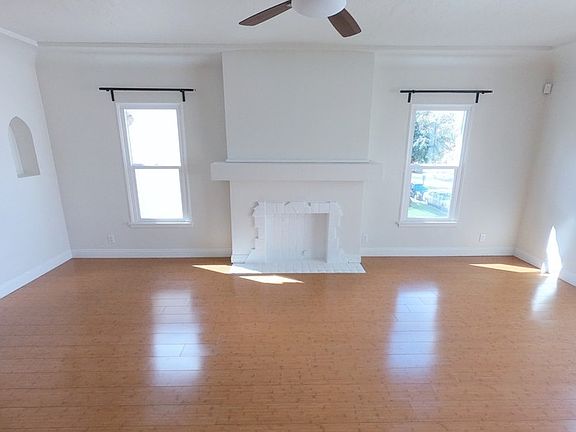 4th image of 1016 S Crescent Heights Blvd