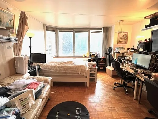 Rented by Douglas Elliman | media 28