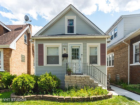 2nd image of 6209 W Cornelia Ave