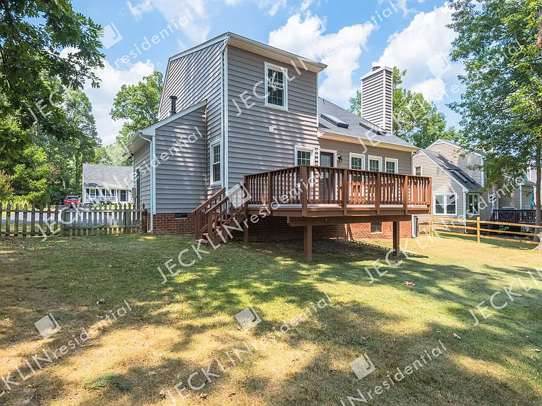 2329 Horsley Dr — Photo 3
