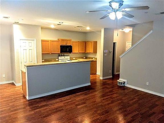 4th image of 6217 Madrone Ct