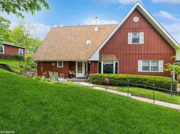 35W461 Country School Rd, West Dundee, IL 60118