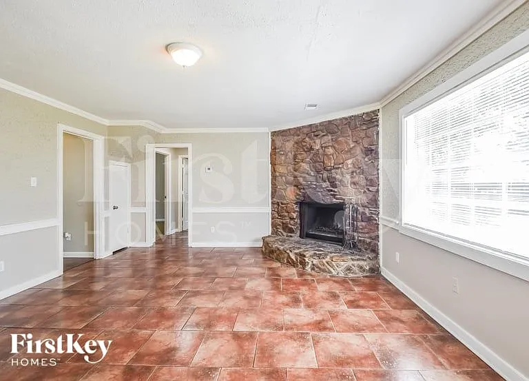 4475 Grinstead Cv — Photo 4
