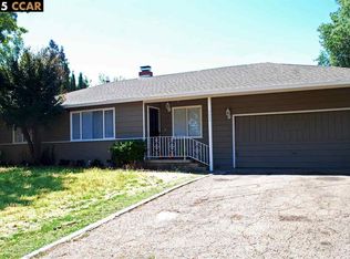 4042 Lillian Dr, Concord, CA 94521