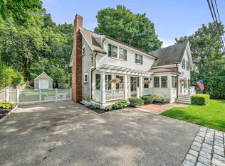 11 Elm Ct, Cohasset, MA 02025