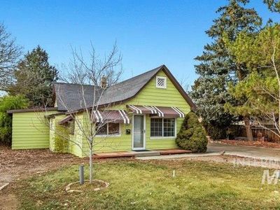 121 N Roosevelt St, Boise, ID, 83706