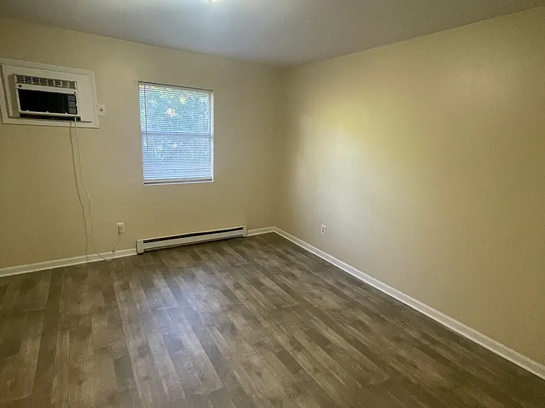 1 bed 1 bath unit