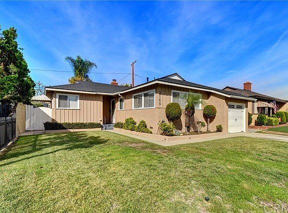 2nd image of 3169 Senasac Ave