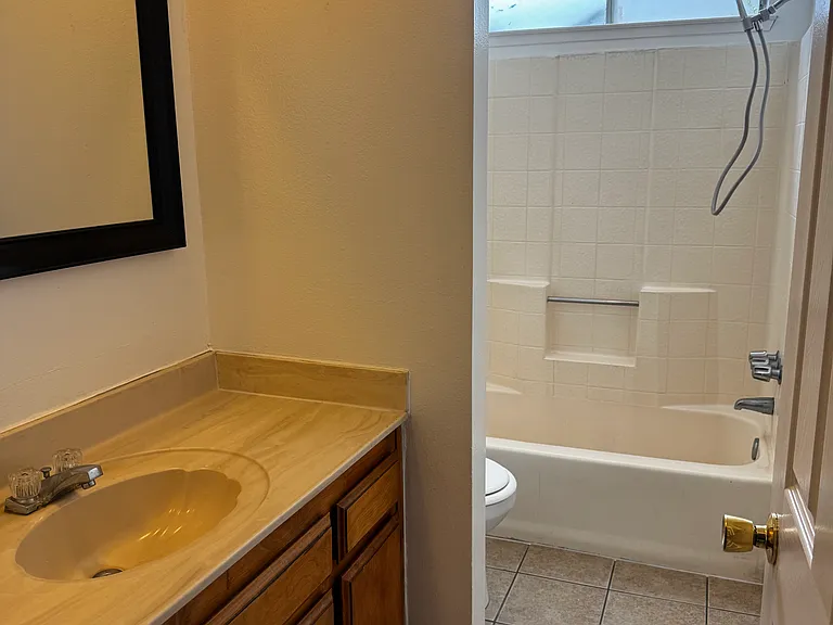 6012 Country View Ln — Photo 9