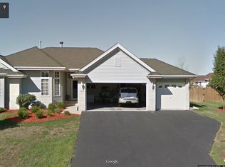 13300 Stamford Ln, Rockton, IL 61072