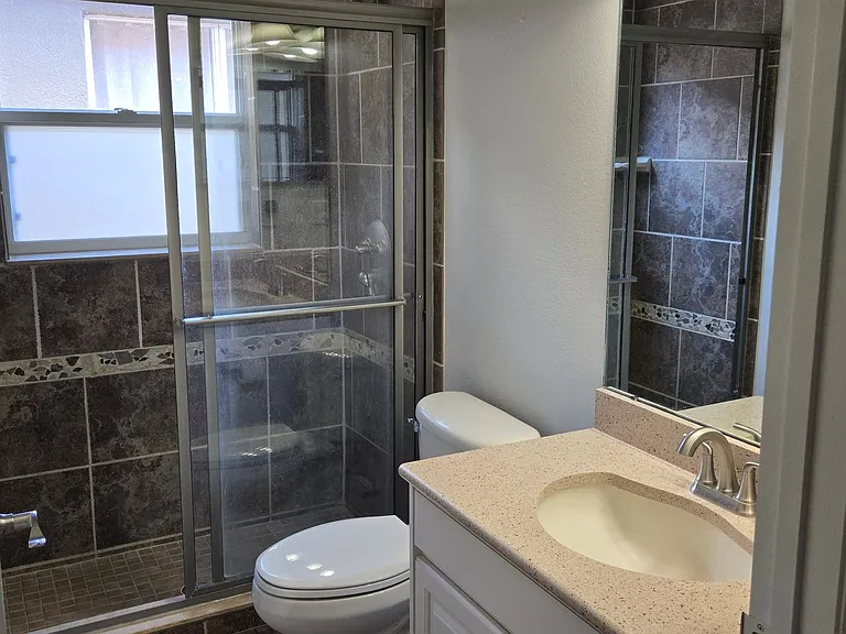 31241 Kirkshire Ct #L — Photo 27