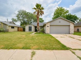 10111 Hollow Canyon Dr, Sugar Land, TX 77498