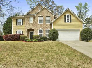 35 Fairway Dr, Newnan, GA 30265
