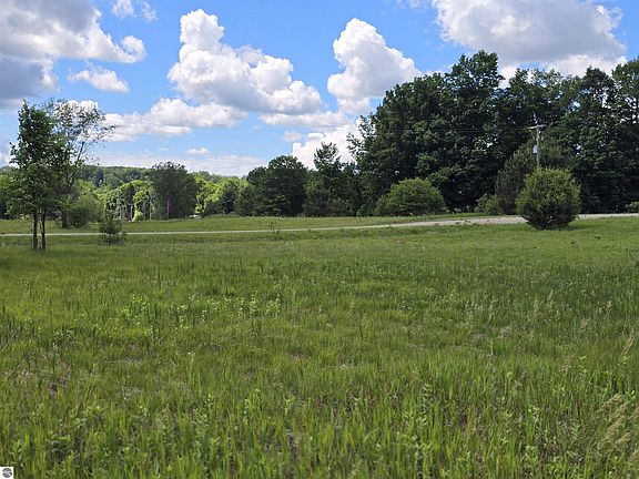 2nd image of Kay Road Guthrie Rd