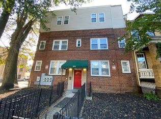 806 8th St NE #6, Washington, DC 20002