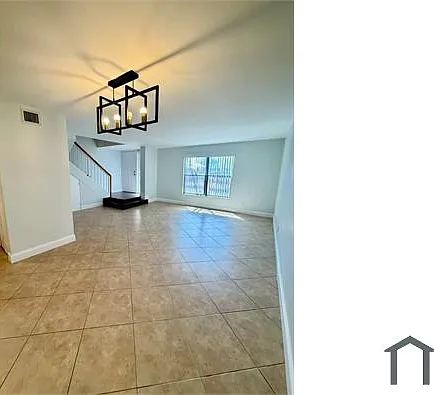 1517 Fairway Rd — Photo 3