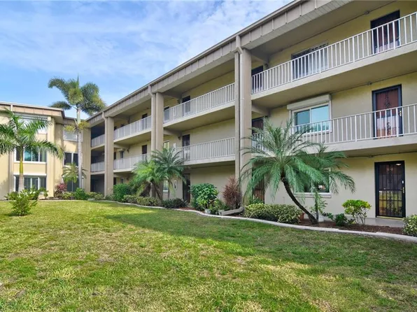 2264 Winkler AVE #114, FORT MYERS, FL 33901