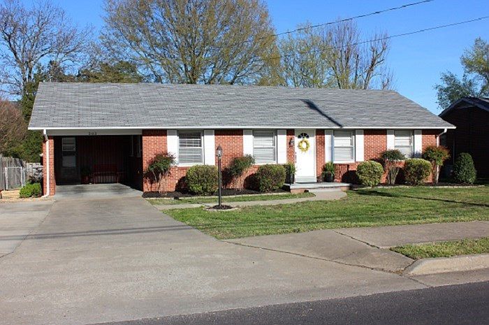 1st image of 203 S 16th St