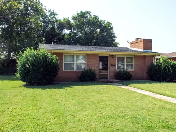 519 S 4th St, Medford, OK 73759