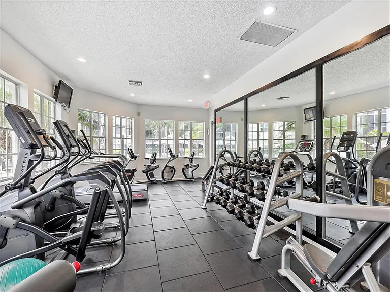 Sabal Pointe — Photo 19