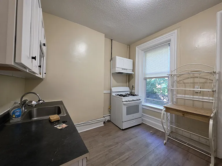 105 Beers St #1 — Photo 3