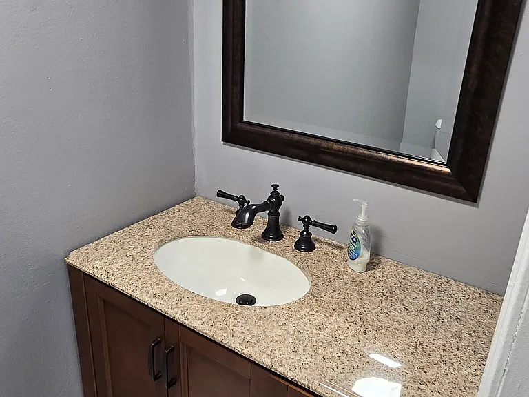 6 Colonial Ct #6 — Photo 12
