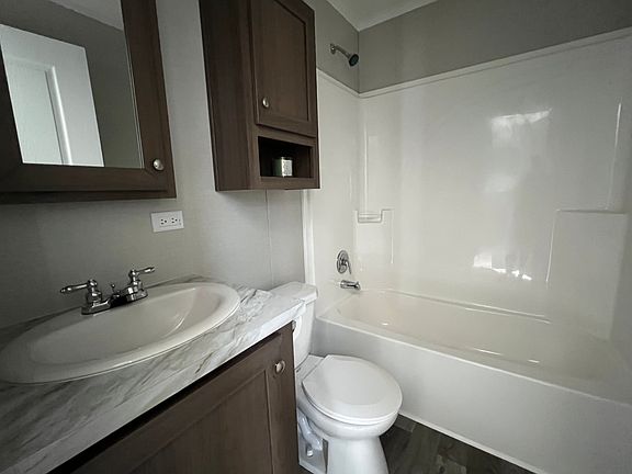 4th image of 5229 Tokay Dr #107